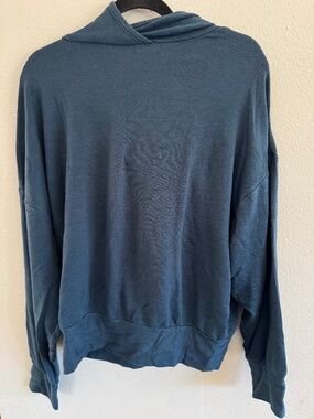 Fabletics Blue Hoodie Sweatshirt Medium